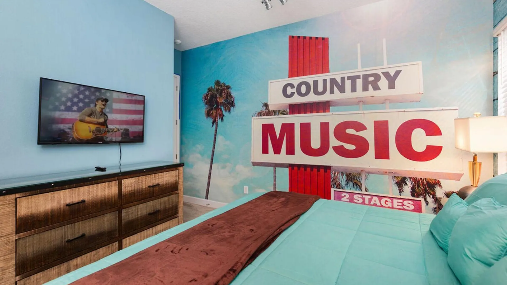 Immerse In Magic Castle-Cinema-Bowling-Games Room & Much More Davenport Holiday home